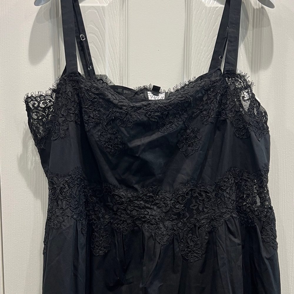 J.Crew Black Cotton and Lace Trim Dress included with snap-in blk slip cami - Picture 3 of 10
